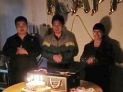 暖心：集体生日Party，，，，，，，PG电子游戏精密机械为12月份员工庆祝生日！